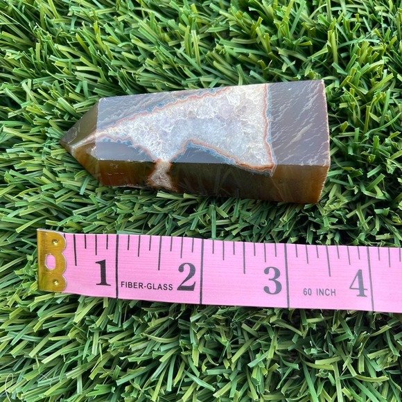 Carnelian Tower - Picture 12 of 12